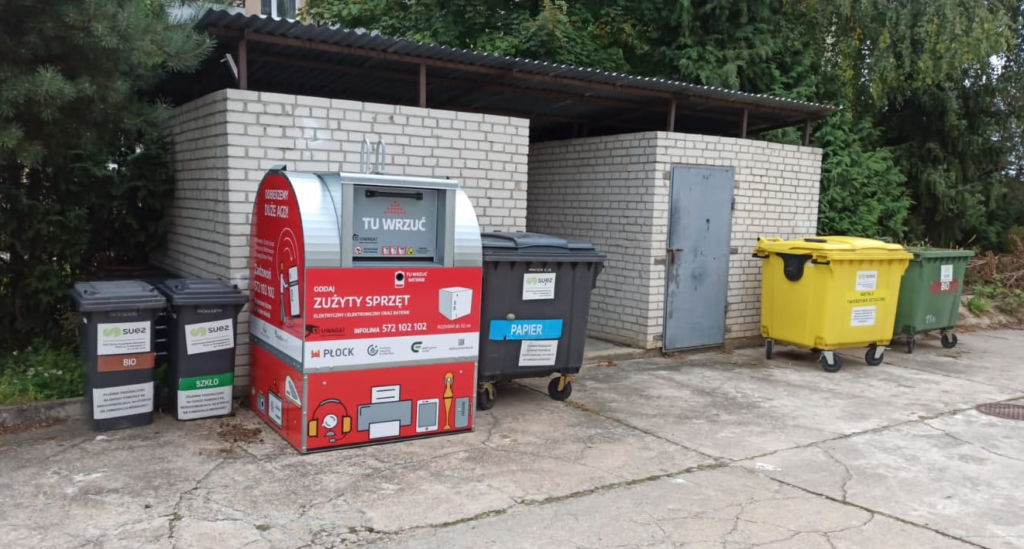 Elektryczne śmieci elektryczna odpady czerwony pojemnik odbiór elektrycznych odpadów
